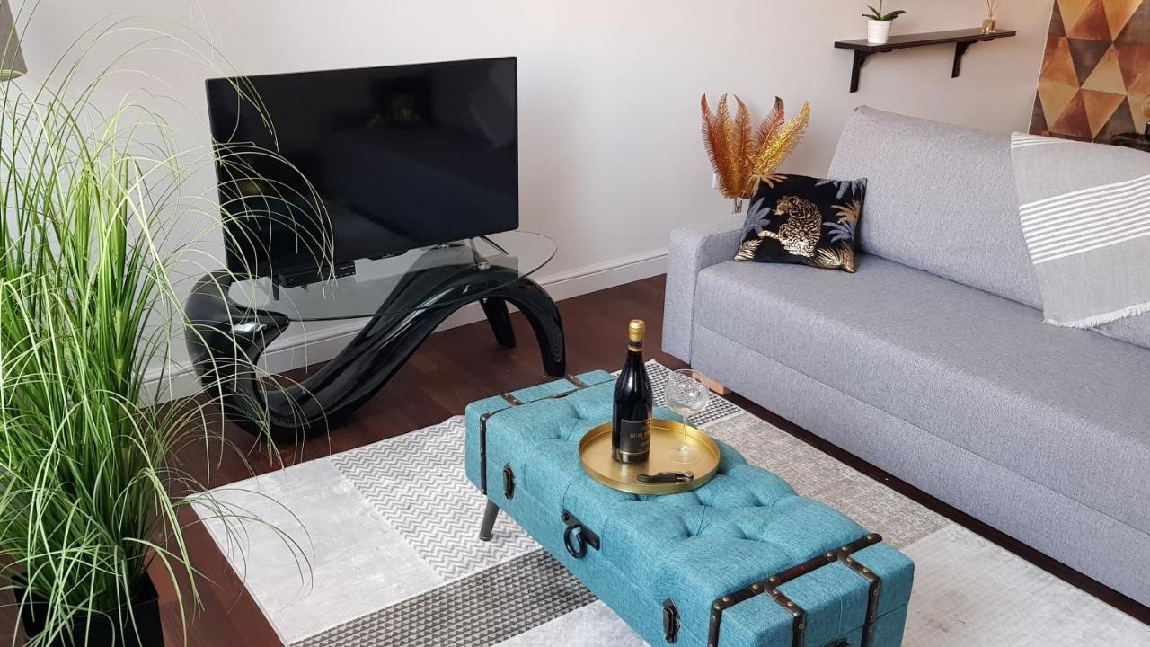 Boutique Apartman I Eger Esterno foto